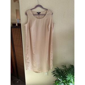 NWOT Roaman’s sheath dress